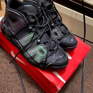 Nike uptempo sz 6